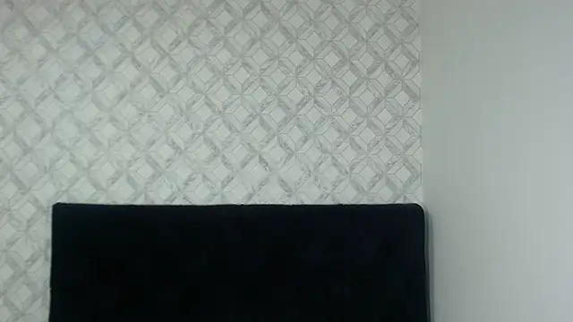Snapshot of Emma-Wilson chatting on 02/13/25, 10:00 Emma-Wilson online show from 02/13/25, 10:00