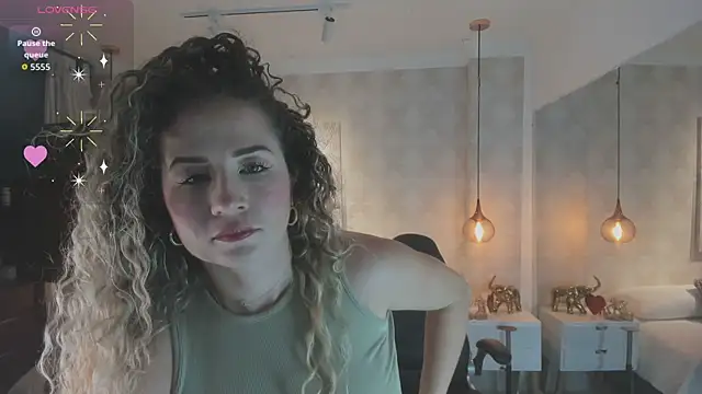 Shantall   online show from 06/18/26, 11:36