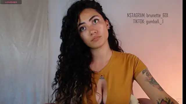 Snapshot of paula_brunette chatting on 11/25/25, 04:01 paula brunette online show from 11/25/25, 04:01