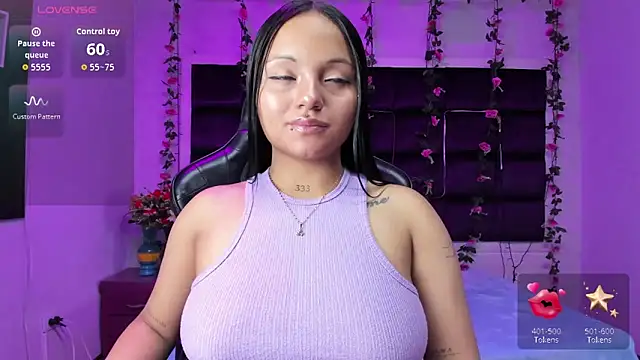 sweelanna   online show from 12/05/25, 02:31