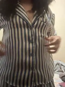 Nicoliee online show from 05/25/26, 12:38