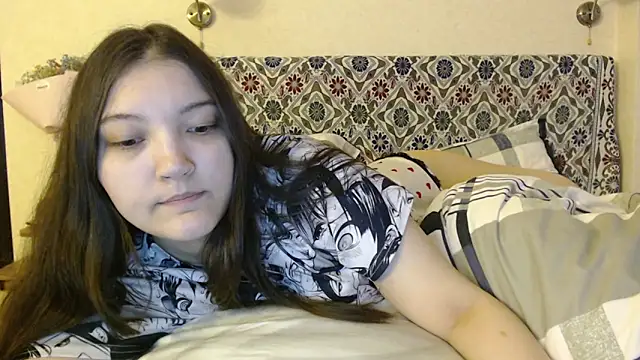 Snapshot of AlisaDevis chatting on 02/02/25, 11:08 AlisaDevis online show from 02/02/25, 11:08