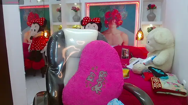 Snapshot of lorenapinto chatting on 02/25/25, 09:57 lorenapinto online show from 02/25/25, 09:57