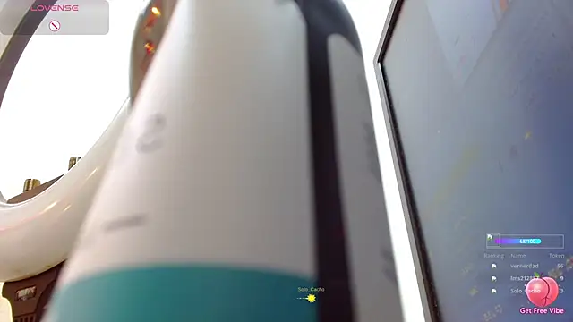 Snapshot of lorenapinto chatting on 11/06/25, 02:34 lorenapinto online show from 11/06/25, 02:34