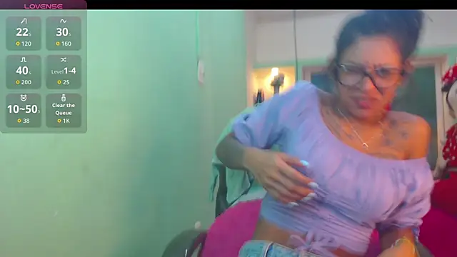 lorenapinto online show from 05/30/26, 02:19