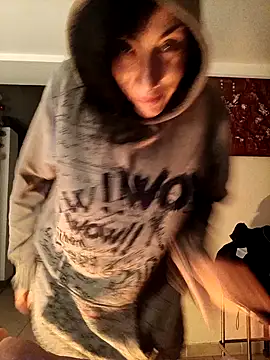 freyamoret online show from 12/21/24, 04:52