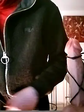 freyamoret online show from 12/28/24, 05:46