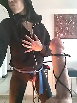 freyamoret online show from 01/14/25, 10:27