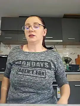 KristenVega online show from 11/26/25, 11:55