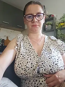 KristenVega online show from 06/17/26, 07:55