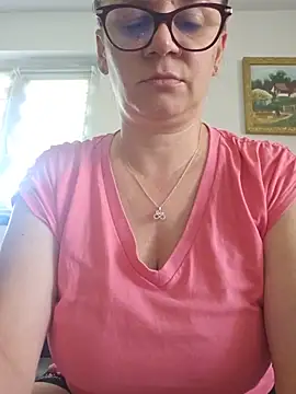KristenVega online show from 06/19/26, 07:56
