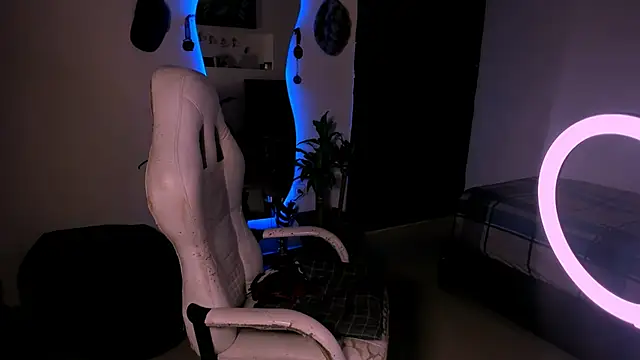 Young laroi online show from 01/06/25, 05:30