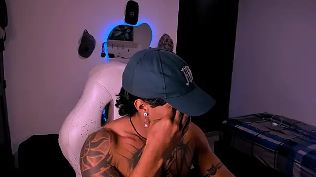 Young laroi online show from 01/07/25, 03:57