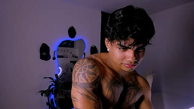 Young laroi online show from 01/18/25, 07:38