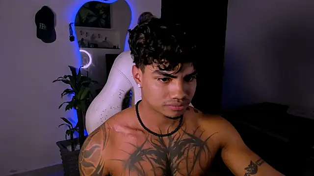 Young laroi online show from 02/03/25, 03:53