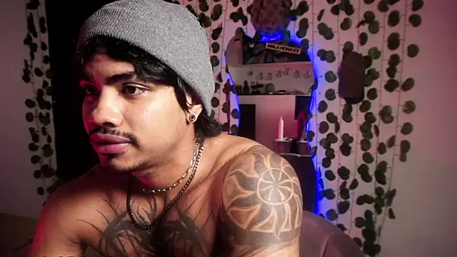 Young laroi online show from 09/26/25, 05:55