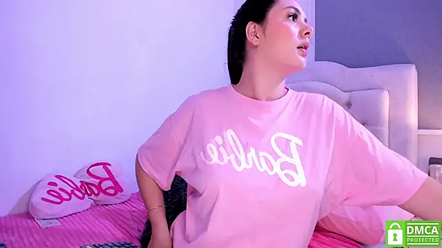 Snapshot of EmilyS__ chatting on 01/24/25, 03:43 EmilyS online show from 01/24/25, 03:43