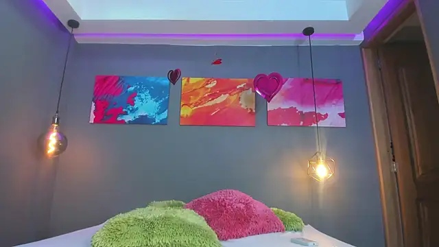 summer lee  online show from 01/08/25, 09:23