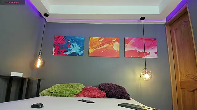 summer lee  online show from 02/15/25, 06:33