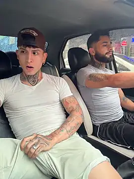  Tomy08calderon online show from 10/11/25, 09:24