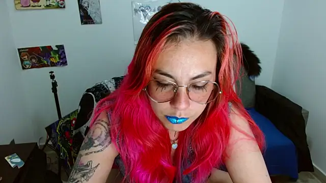 natasha laulau online show from 10/30/25, 11:49