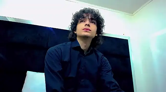 Sr BonnyEthan online show from 01/22/25, 01:32