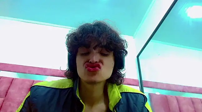 Sr BonnyEthan online show from 02/06/25, 01:43