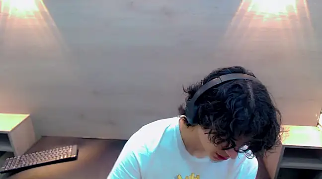 Sr BonnyEthan online show from 02/14/25, 01:51