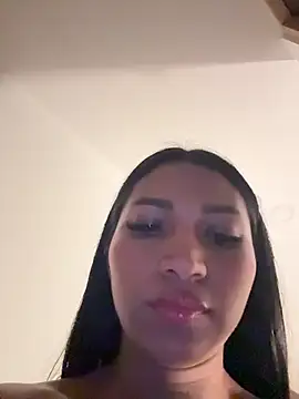 Snapshot of Barbiebrunette_ chatting on 10/05/25, 08:45 Barbiebrunette online show from 10/05/25, 08:45