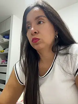 emely sexx20 online show from 06/15/26, 12:46
