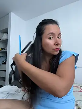 emely sexx20 online show from 06/17/26, 10:43