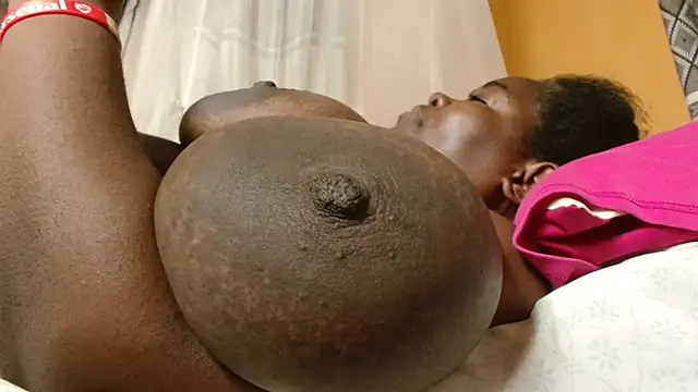 titi fiesta online show from 11/29/25, 04:43