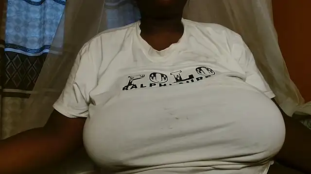 Snapshot of titi_fiesta chatting on 02/08/26, 04:05 titi fiesta online show from 02/08/26, 04:05