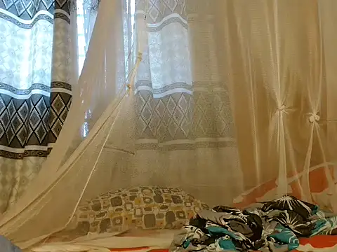 Snapshot of titi_fiesta chatting on 03/16/26, 01:48 titi fiesta online show from 03/16/26, 01:48