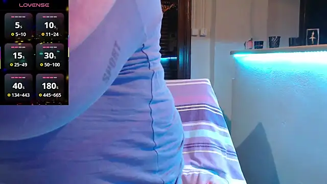 JennaDeluxe online show from 05/01/26, 06:12
