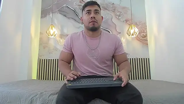 BrianMalonee online show from 11/08/25, 12:38