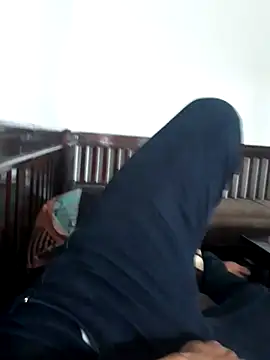 Snapshot of jojokom99 chatting on 02/21/26, 02:45 jojokom99 online show from 02/21/26, 02:45