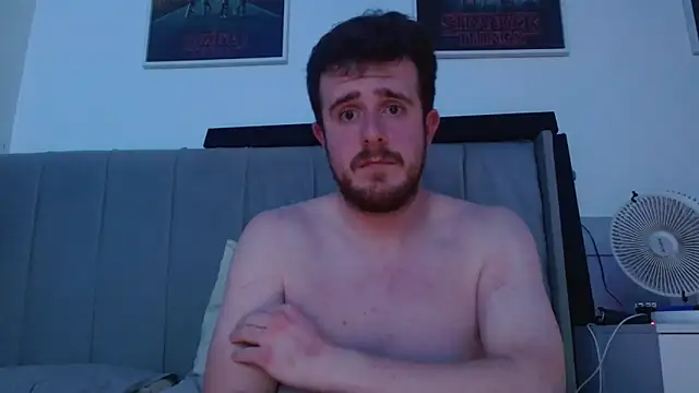 Snapshot of maxy49 chatting on 11/17/25, 05:30 maxy49 online show from 11/17/25, 05:30