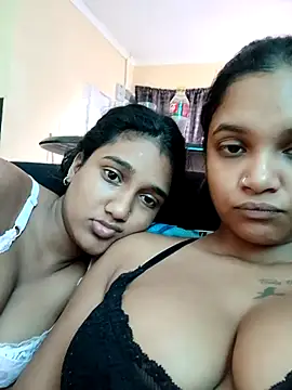 Indianqueen03 online show from 10/28/25, 10:30