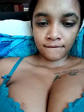 Indianqueen03 online show from 11/13/25, 08:46