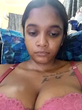 Indianqueen03 online show from 11/16/25, 05:29