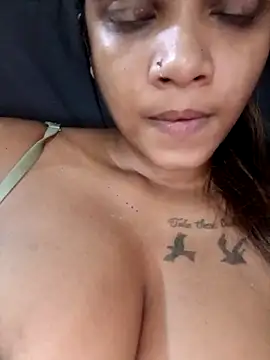 Indianqueen03 online show from 12/16/25, 08:25