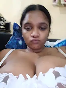 Snapshot of Indianqueen03 chatting on 06/01/26, 06:20 Indianqueen03 online show from 06/01/26, 06:20