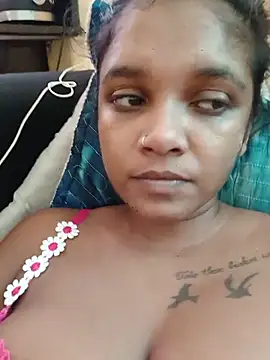 Snapshot of Indianqueen03 chatting on 06/10/26, 12:26 Indianqueen03 online show from 06/10/26, 12:26