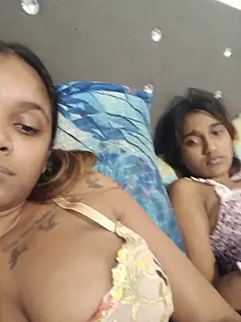 Indianqueen03 online show from 07/10/26, 11:18
