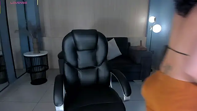 AlessaRomero online show from 09/15/25, 07:58