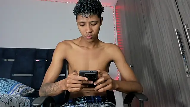 Snapshot of Lagosanthos chatting on 01/26/25, 11:39 Lagosanthos online show from 01/26/25, 11:39