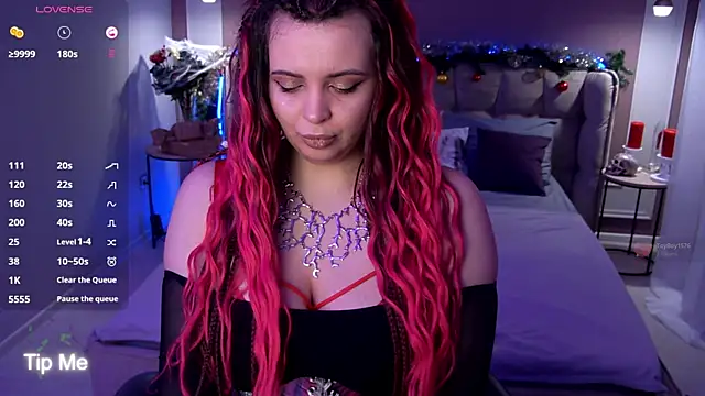 Miss Maya Mils online show from 12/22/25, 01:02