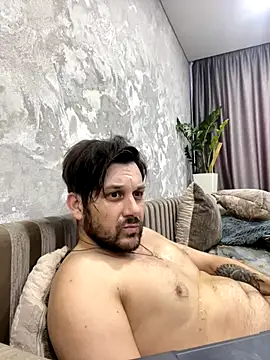 Snapshot of MaeltraJoy chatting on 01/08/26, 06:26 MaeltraJoy online show from 01/08/26, 06:26