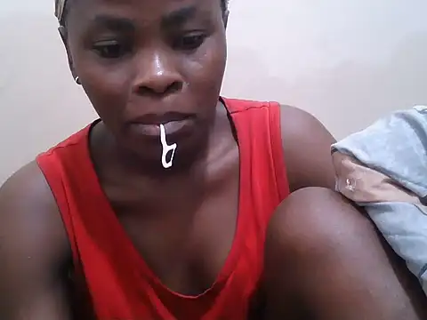 Snapshot of just_ivey chatting on 06/19/26, 01:54 just ivey online show from 06/19/26, 01:54